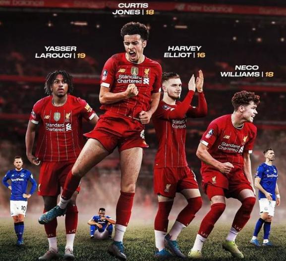 德劳伦蒂斯：现在取得的成就比肩马拉多纳？没有人能达到他的高度（德劳伦蒂斯：当下成绩能否比肩马拉多纳？他的高度无人可及）