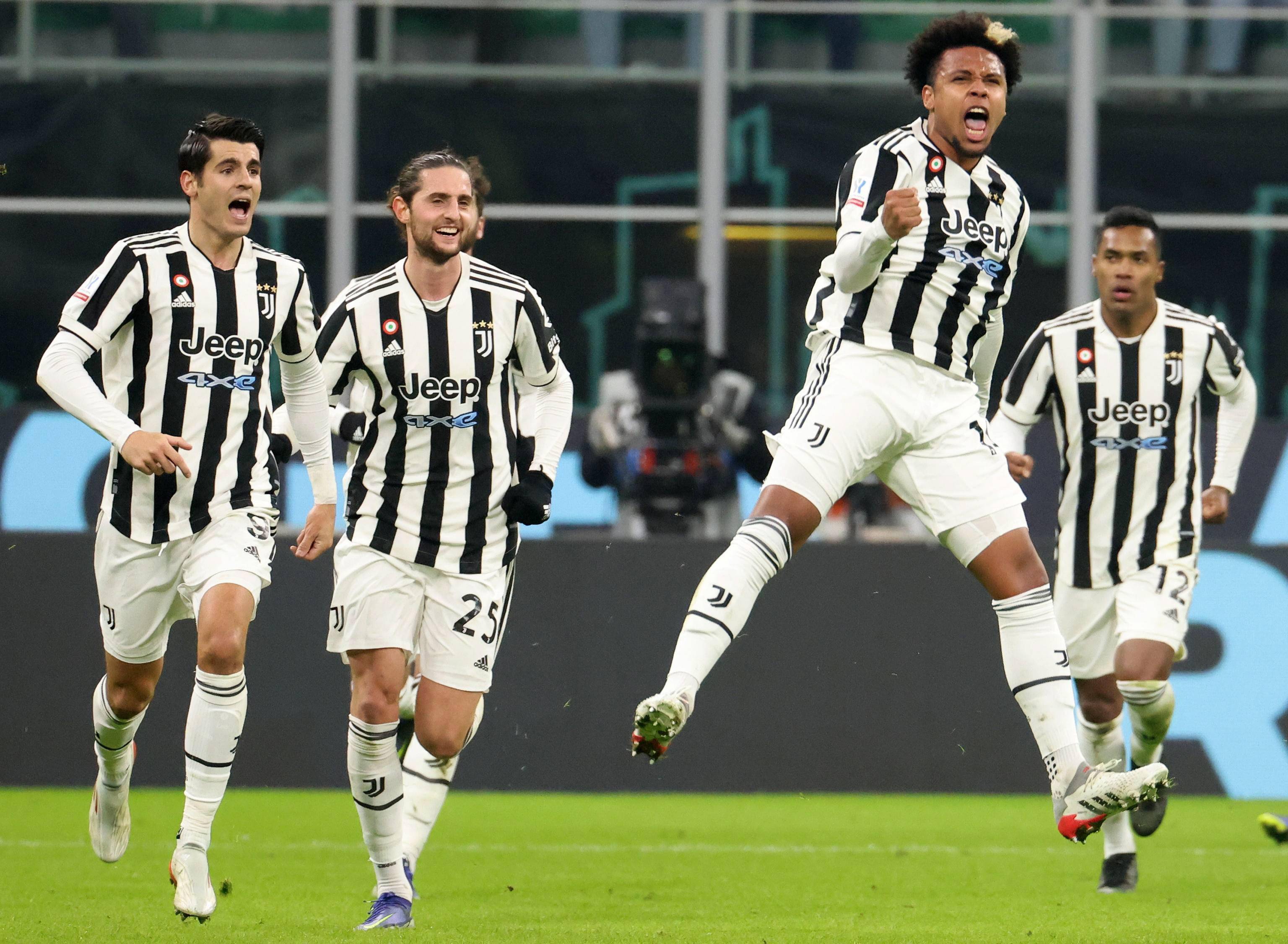 亚冠二级战报：布伦纳帽子戏法，南定绿钢9-0狂胜东方（亚冠二级联赛战报：布伦纳戴帽，南定绿钢9比0横扫东方）