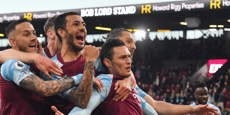 替补神兵！凯尔登·约翰逊5分钟轰13分，带队反超湖人9分