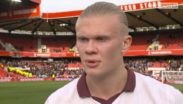 足球国足球员海外首发，发挥稳定