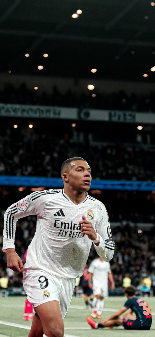 2亿欧元天价吓退巴萨！阿尔瓦雷斯转会悬了，三大原因揭秘