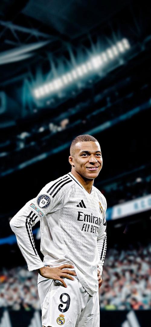 埃姆雷-詹：我还没有恢复到100%；我在中后卫位置上感觉很舒适