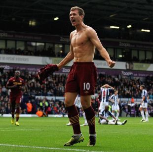 戴奇：很高兴国际比赛日球员没有受伤，对阵利物浦需全力以赴（戴奇：国际比赛日平安归队很开心，迎战利物浦要拼尽全力）